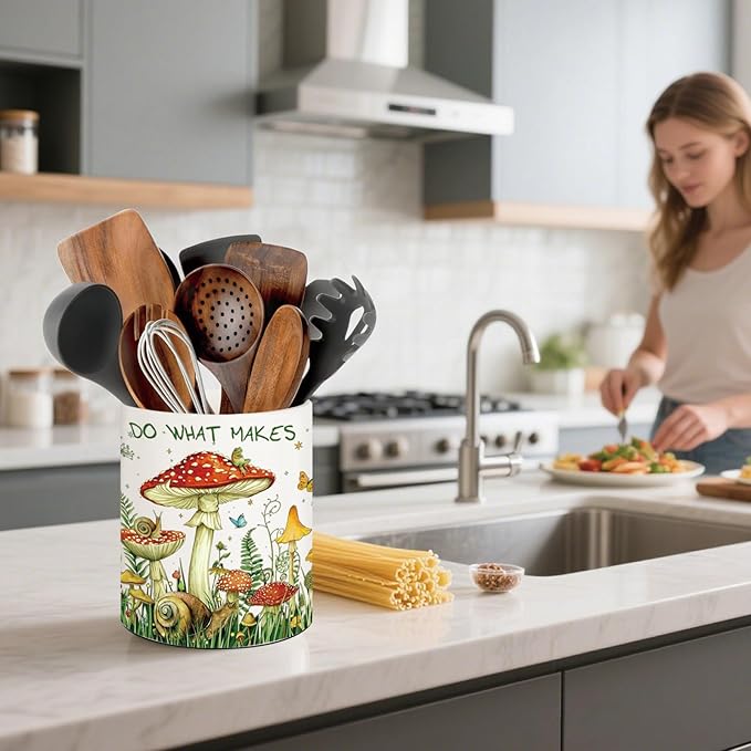 Mushroom Kitchen Decor, 6.5inch Ceramic Utensil Holder with Mushroom Design, Rustic-Style Indoor Kitchen Utensil Storage Rack, Ideal for Spoon Storage and Cooking Tools, Gift for Kitchen Organizers