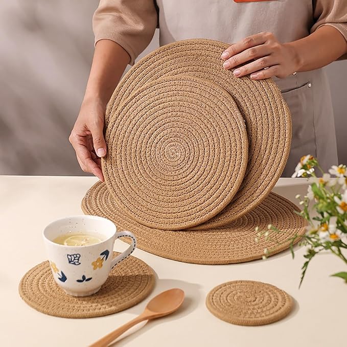 6 Pack Jute Woven Placemats, 13.8 inches Braided Charger Plates Round Rattan Placemats Vintage Tablemats Wicker Tablemats Boho Heat Resistant Mats for Weddings Indoor & Outdoor Party