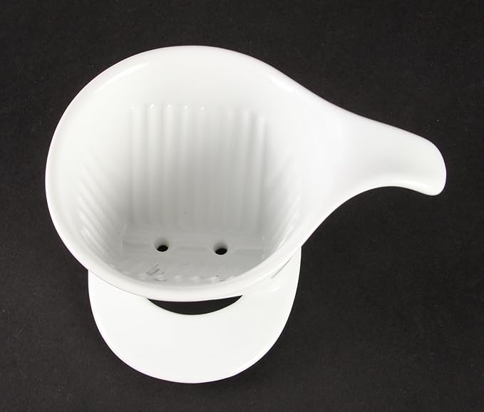 Zero Japan - Bee House Pour Over Coffee Dripper - Lead-Free & Cadmium-Free Ceramic Coffee Maker with Elegant Peek Hole, Drip Cone Brewer Coffee Gift, Brewing Accessories - White, Small Size