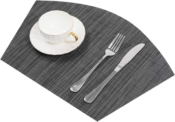 SHACOS Round Table Placemats Set of 7 Wedge Shaped Place Mat with Centerpiece Round Mat Heat Resistant Table Mats Washable (7, Black Gray)