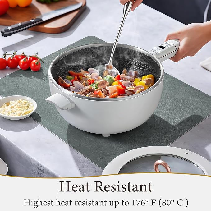Vinyl Placemats Set of 6-12x17 Inch - Heat Resistant Washable Place Mats Waterproof Non-Slip Wipeable Table Mats for Dining Table Decor, Indoor/Outdoor Plastic Mat