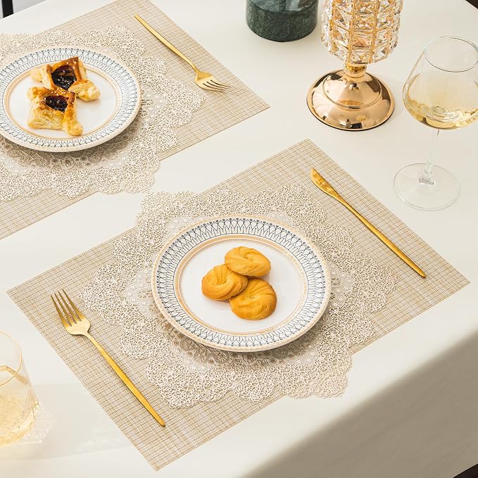 BACKTOEDEN Placemats Set of 4 Heat Resistant Washable Wipeable Placemats Woven Non-Slip Foldable Vinyl/Plastic Placemat Indoor/Outdoor Place Mats Kitchen Dining Table Mats, Gold Snowflake & Beige