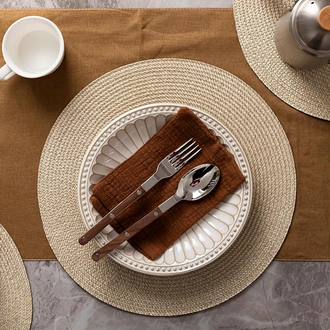 Baroyal Round Placemats Set of 6 Plastic Woven Placemats Washable Wipeable Table Mats for Dining Table Heat Resistant Non-Slip Circle Place Mats (Beige-Brown)