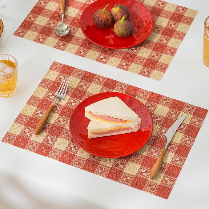 BACKTOEDEN Placemats Set of 6 Heat Resistant Washable Wipeable Placemat Woven Non-Slip Foldable Vinyl/Plastic Place Mats Indoor/Outdoor Mat Kitchen Dining Table Pad, Red Checkered