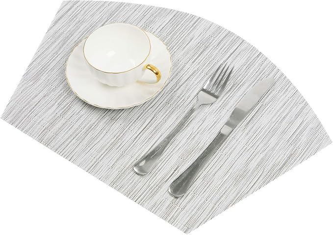 SHACOS Round Table Placemats Set of 7 Wedge Shaped Place Mat with Round Centerpiece Mat Heat Resistant Table Mats Washable (7, Gray White)