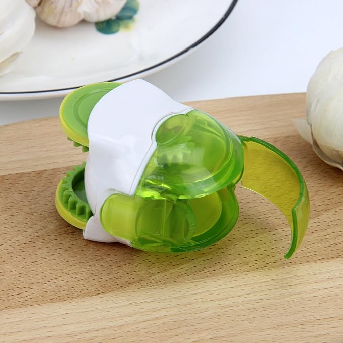 Garlic Chopper Roller – Manual Food Chopper with Stainless Steel Blades, Hand Garlic Mincer Tool & Veggie Cutter – Kitchen Gadget for Chopped Garlic, Onion, Herbs, Nuts, Salad & More