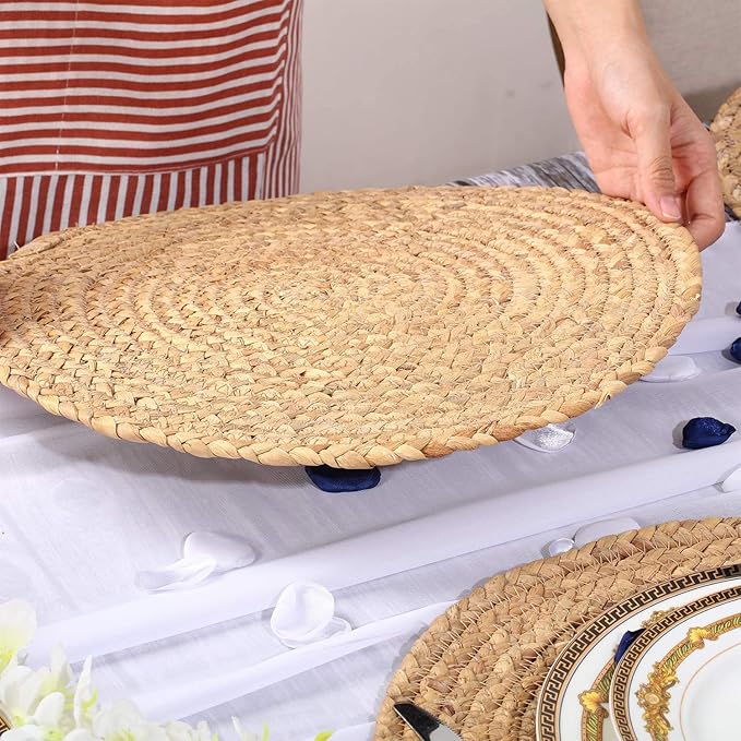 4 Pieces Round Woven Placemats, 13 inch Plate Chargers Natural Wicker Placemats Water Hyacinth Straw Braided Tablemats Rattan Tablemats Rustic Weave Placemats for Table Decoration