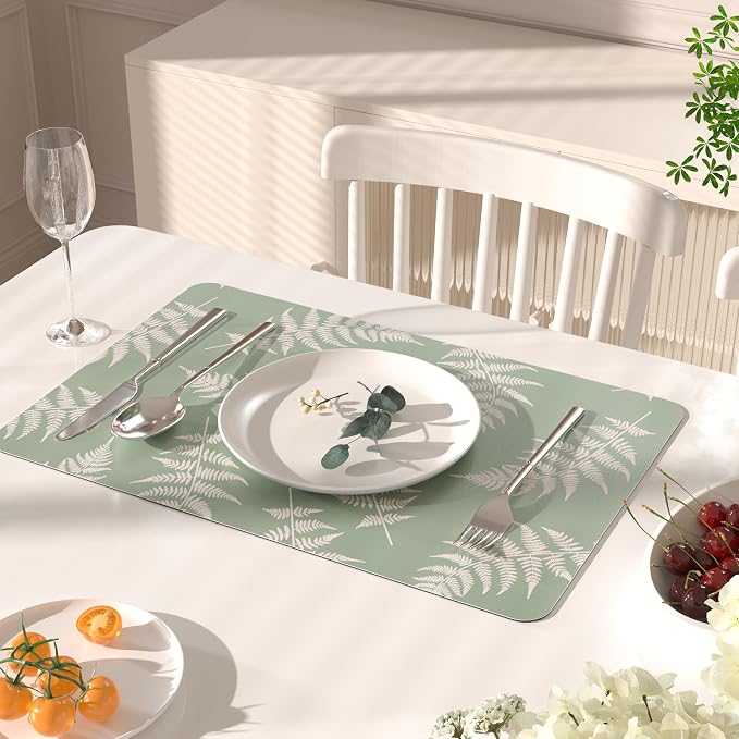 QiyI Placemats Set of 4, 12x18 Inch Faux Leather Place Mats for Kitchen Dinning, Heat Resistant Anti Slip Green White Table Mats, Waterproof Wipeable Washable Placemat Party Table Décor, Fern Leaves