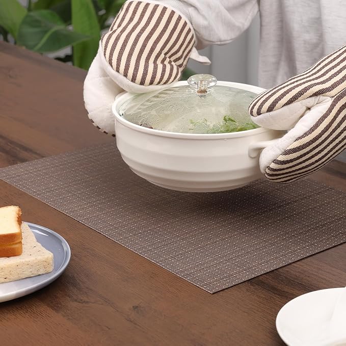 Myir JUN Placemats Set of 4, Vinyl Woven Placemats Place Mats Indoor Set of 4 Washable Table Mats Non-Slip Place mats for Dining Table (Coffee, Set of 4)