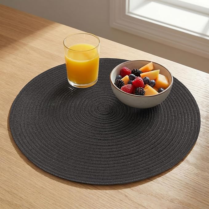 AHHFSMEI Round Braided Placemats Set of 6 Woven Table Mats for Dining Table Heat Resistant Easy to Clean Perfect for Kitchen & Home Decor (Black)