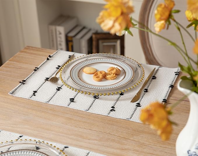 Boho Placemats Set of 6 for Dining Table Decor, Woven Cloth Place Mats for Farmhouse Rustic Kitche Home Decor, Cotton Placemats 13 x 19 Inch, Black and Beige Table mats