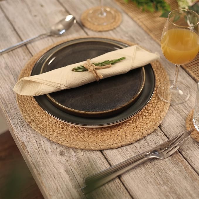 Eco Crave Natural Jute Placemats Set of 2, Round Woven Table Mats, 13 Inch Rattan Charger Plates for Dinner, Boho Farmhouse Braided Place Mats