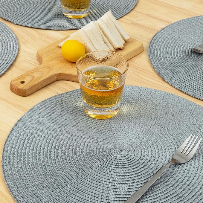 Winknowl Round Braided Placemats Set of 4 Washable Woven Heat Resistant Table Mats for Kitchen Dining Tables 15 inch Round Place Mats (Light Gray,4pcs)