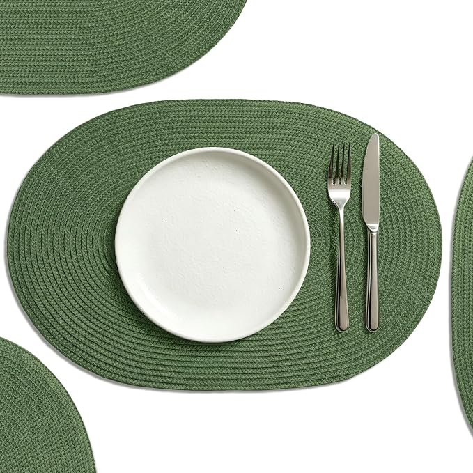 AHHFSMEI Placemats Set of 4 for Dining Table Washable Woven Non-Slip 18x12 inches Placemat Heat-Resistant Durable Table Mats for Dining Table Easy to Clean (Oval Green, 4)
