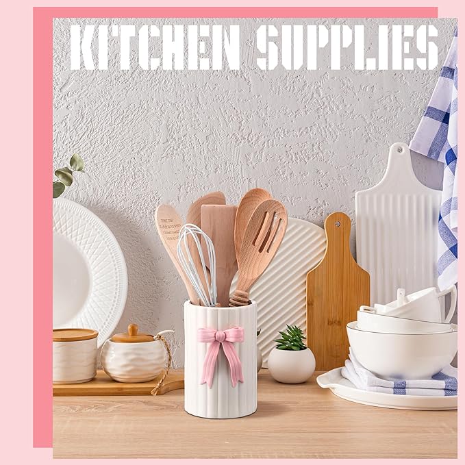 LemonRoad Pink Bow Ceramic Utensil Holder 3D Coquette Handmade Pink Kitchen Decor Gifts Cooking Utensil Crock with Scalloped Preppy Caddy Pen Holder Vase Graduation Gift for College Students