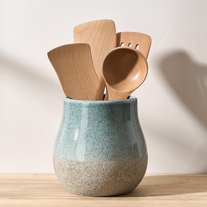 JIEMEI HOME Kitchen Utensil Holder, 6.3" Ceramic Rustic Utensil Crock for Countertop, Farmhouse Cooking Tool Organizer, Spatula Holder For Kitchen Decor, Speckled Blue & Brown