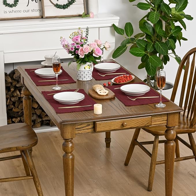 Artoid Mode Red Farmhouse Woven Rustic Hollow Placemats Set of 6,12x18 Inch Seasonal Holiday Table Mats Party Kitchen Dining Decoration