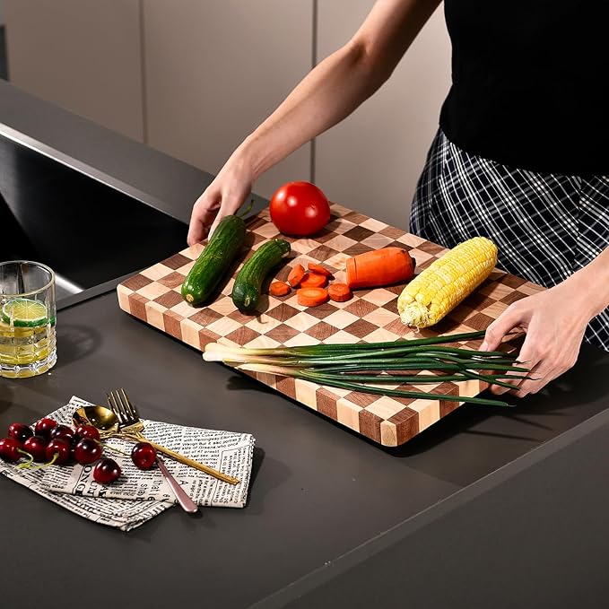 Wood Cutting Board for Kitchen,Dishwasher Safe Checkered Chopping Board with Juice Groove& Handles Thick Wooden Board for Meat Vegetables Fruit Ideal Gift for the Home(15.7"x11"x1")