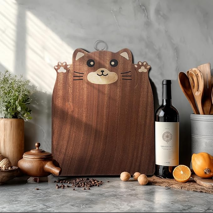 Animal Shaped Cutting Board, Decorative Hardwood Chopping Block for Kitchen Wall Hanging, Wooden (Squirrel, 13"L x 10"W)