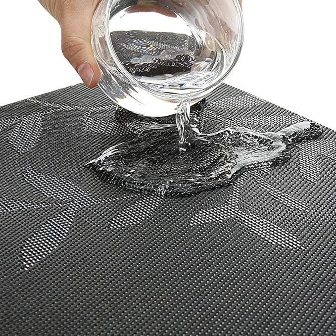 Placemats, Placemats for Dining Table Set of 4, Kitchen Table Mats Heat-Resistant Non-Slip Washable PVC Woven Vinyl Place Mats for Dining Room Table Decoration (Set of 6, Black Leaf)