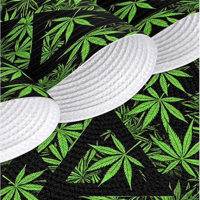 Round Placemats Set of 4, Green Marijuana Leaves Triangle Woven Placemats Mats Non-Slip Heat Resistant Washable Table Mats Round Braided Place for Farmhouse Kitchen Dining Party Decor 15in