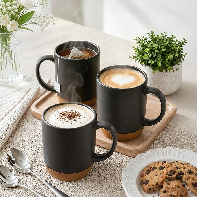 DOWAN Coffee Mugs, 15 oz Mug Set of 2, Large Ceramic Coffee Mug with Silicone Bottom and Spill Proof Lid for Mom Dad, Big Mug for Latte Tea, Matte Grey