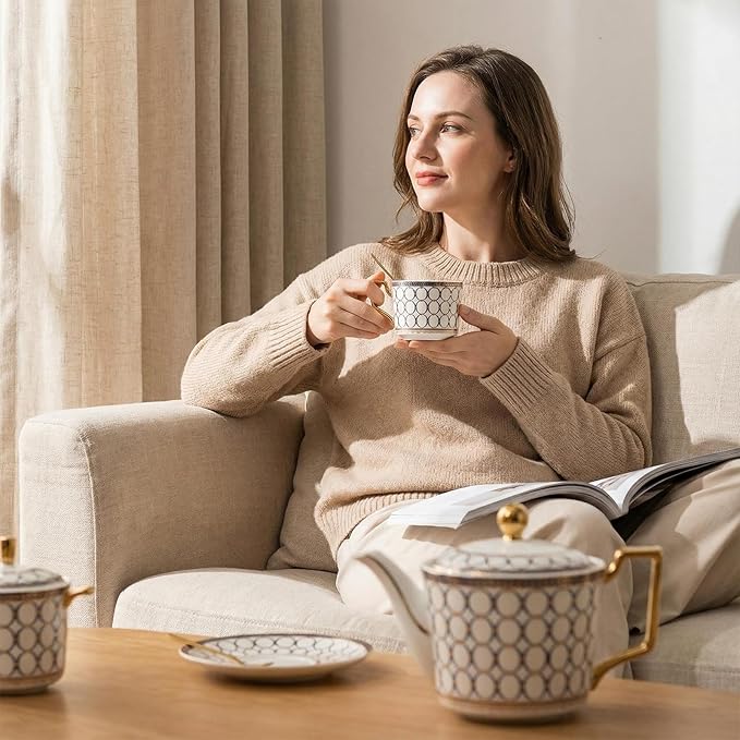 CwlwGO-European Bone China Tea Cup Sets, Blue and White Porcelain Tea Cups and Saucers Service for 4,Tea Sets For Women Party or Gifts Giving.