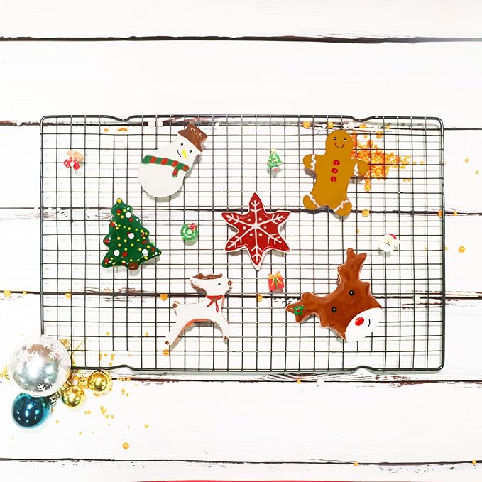 Large Christmas Cookie Cutters Set, 6 Pcs Large Holiday Cookie Cutters Shapes - Christmas Tree, Snowman, Gingerbread Man, Snowflake, Candy Cane, Santa Face Stainless Steel Holiday Cookies Molds