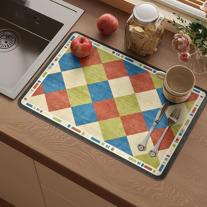 Vinyl Placemats Set of 4-12x17 Inch - Heat Resistant Washable Place Mats Waterproof Non-Slip Wipeable Table Mats for Dining Table Decor, Indoor/Outdoor Plastic Mat