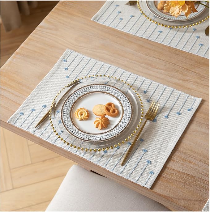 Placemats Set of 4 for Dining Table Décor, Woven Cloth Place Mats for Farmhouse Kitchen Tabletop, Handcrafted Machine Washable Cotton Table mats 13 x 19 Inch, Light Blue and Beige