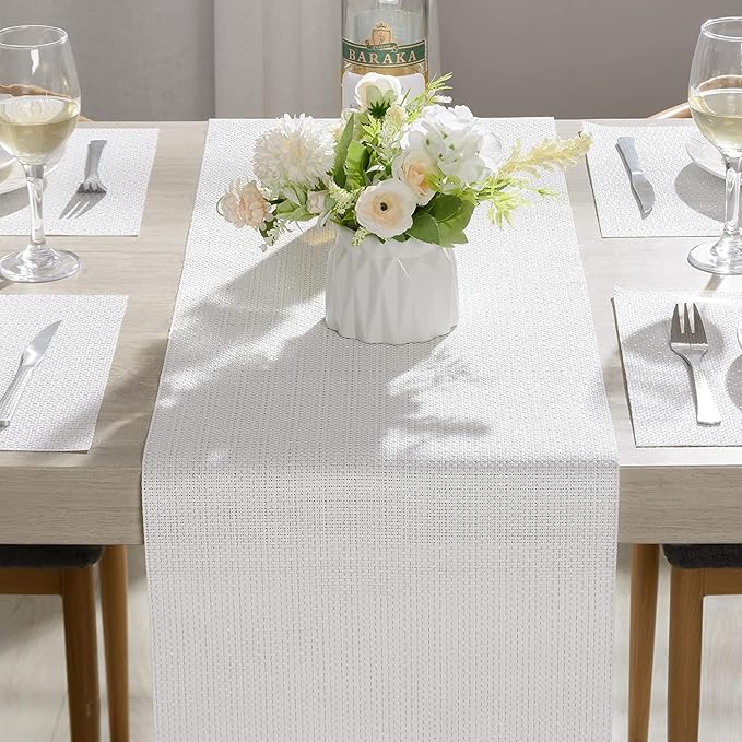 AHHFSMEI Placemats Set of 6 Washable Woven Vinyl Placemats for Dining Table Heat Resistant Non-Slip Stain Resistant Table Mats for Kitchen & Home Decor(White,6)