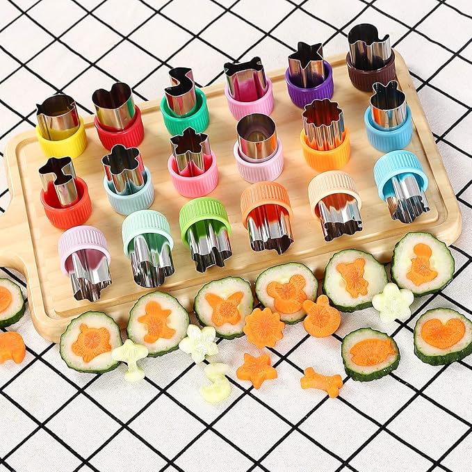 18 pcs Cookie Cutters Fruit Cutter Mini Sizes Set Vegetable Cutter Cookie Pastry Stamps Mold, Bento Lunch,Bread, Sandwich