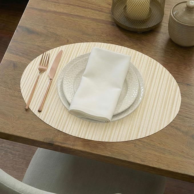 AHHFSMEI Oval Placemats Set of 6 Woven Vinyl Non-Slip Heat Resistant Stain Resistant Easy Clean Place mats for Dining Table(Beige)