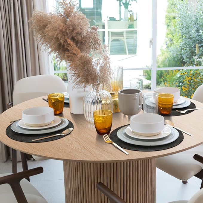 ADRIMER Placemats, Heat Resistant Round Placemats Set of 4 Washable, Waterproof Table Mats, Wipeable Faux Leather Place Mats for Kitchen, Dining Room, Dark Grey