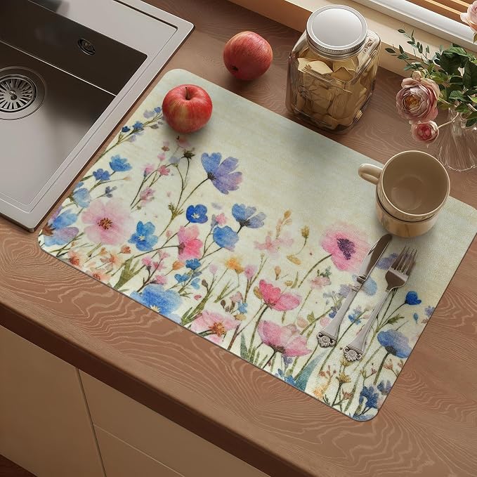 Vinyl Placemats Set of 4-12x17 Inch - Heat Resistant Washable Place Mats Waterproof Non-Slip Wipeable Table Mats for Dining Table Decor, Indoor/Outdoor Plastic Mat