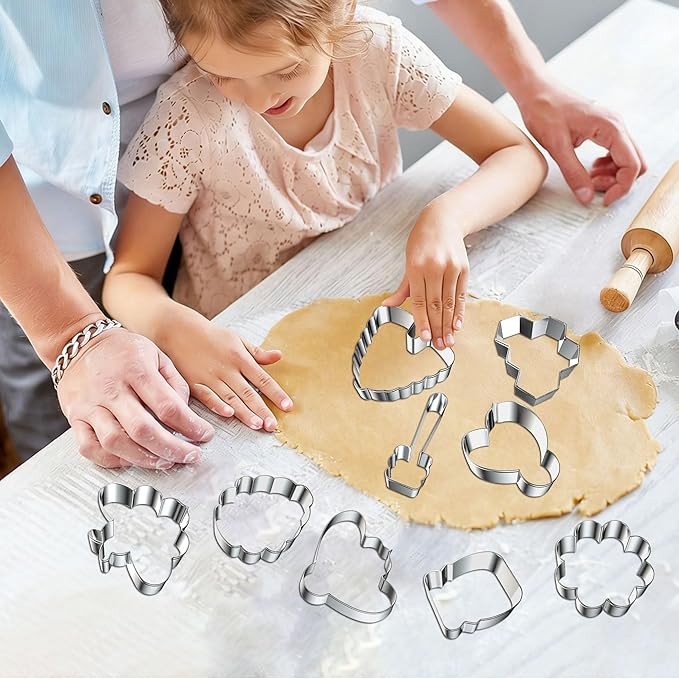 9 PCS Bee Cookie Cutters Set, Stainless Steel Honeycomb Honey Jar Flower Shaped Cookie Cutter Honeybee Biscuit Cutters Molds Baking Molds for DIY Crafts Spring Bee Party Homemade Treats Baking
