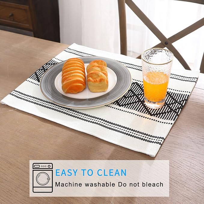 Elegant Thick placemats for Dining Table Decor Farmhouse Heat Resistant Table Place mats Set of 4 Quality Woven Cloth Placemats Washable Dinner mats (Black, 4)