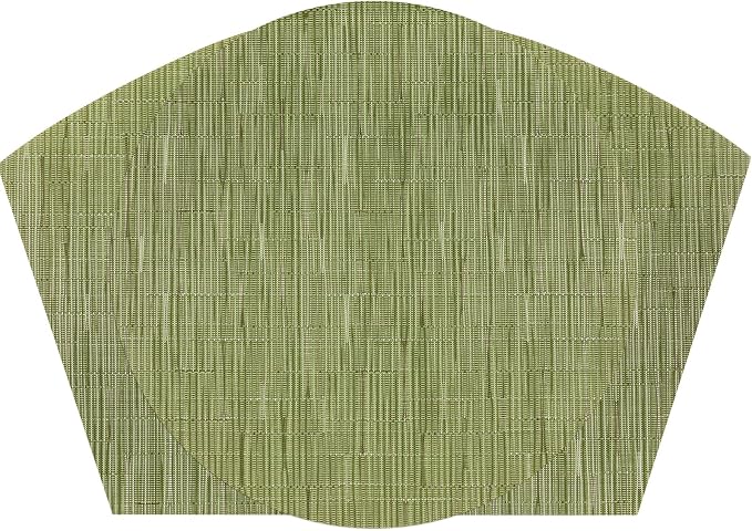 SHACOS Round Table Placemats Set of 7 Wedge Placemat with Centerpiece Round Mat Heat Resistant Table Mats Wipe Clean (7, Green)