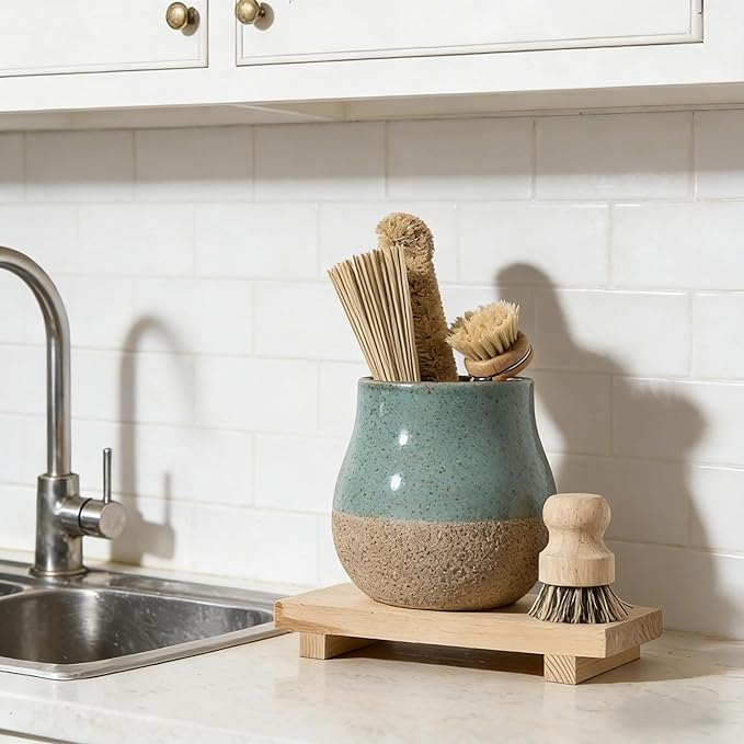 JIEMEI HOME Kitchen Utensil Holder, 6.3" Ceramic Rustic Utensil Crock for Countertop, Farmhouse Cooking Tool Organizer, Spatula Holder For Kitchen Decor, Speckled Blue & Brown