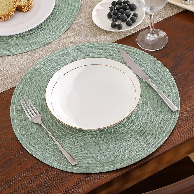 SHACOS Round Placemats Set of 8 Washable 15 inch Round Table Mats Cotton Polyester Woven Braided Place Mats for Dining Table Wedding Party Decor, Sage Green