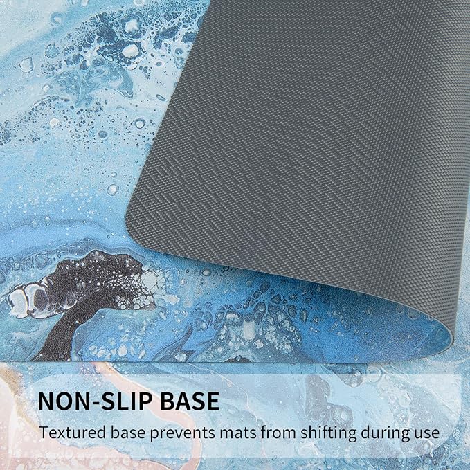 QIYI Placemats Set of 4, 12x18 Inch Faux Leather Place Mats for Kitchen Dinning, Heat Resistant Non Slip Pink Table Mats, Waterproof Wipeable Washable Placemat Party Table Décor, Blue Fluid Marble