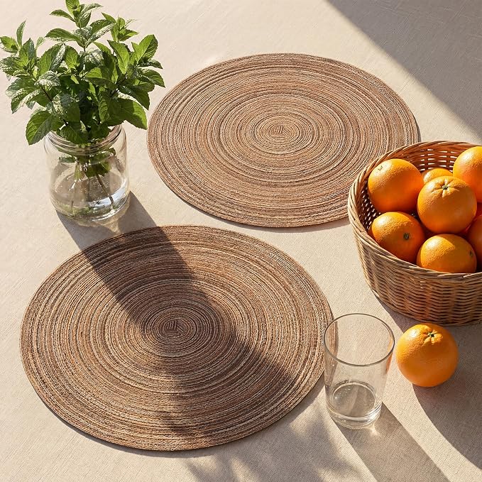 AHHFSMEI Round Braided Placemats Set of 6 Woven Table Mats for Dining Table Heat Resistant Easy to Clean Perfect for Kitchen & Home Decor (Brown)