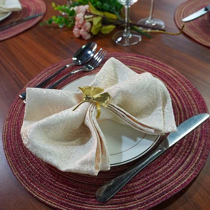 WAZAIGUR Red-A，Placemats,Round Placemats for Dining Table Set of 4 Woven Heat Resistant Non-Slip Kitchen Table Mats Diameter 14 Inch(Wine)