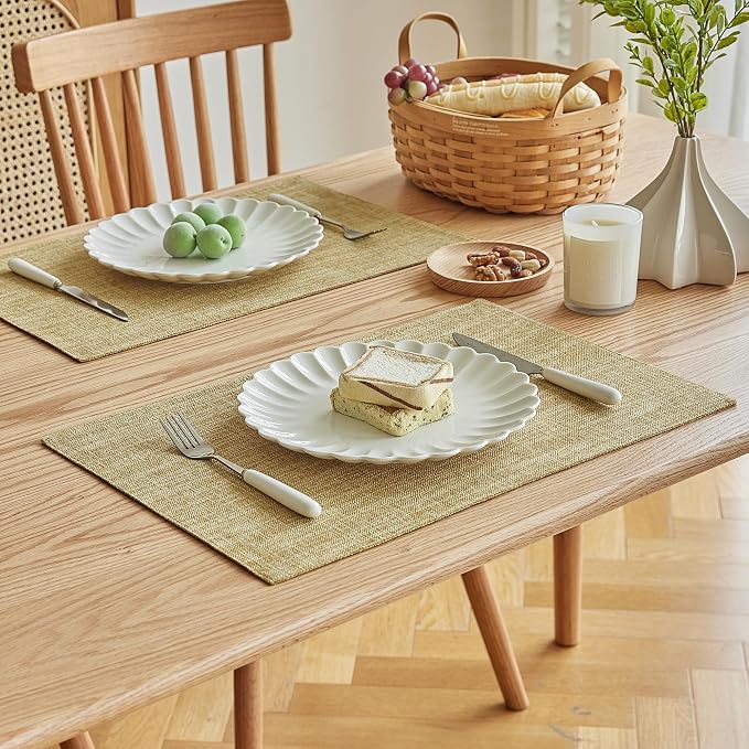 Softalker Faux Linen Placemats Set of 6-12 x 18 Inch, Heat Resistant Double Layered Durable Burlap Farmhouse Place Mats, Non-Slip Washable Rustic Table Mats for Dining, Kitchen, Party（Khaki
