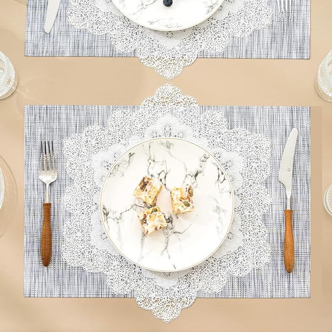 BACKTOEDEN Placemats Set of 6 Heat Resistant Washable Wipeable Placemat Woven Non-Slip Foldable Vinyl/Plastic Place Mats Indoor/Outdoor Mat Kitchen Dining Table Pad, White Snowflake & Gray