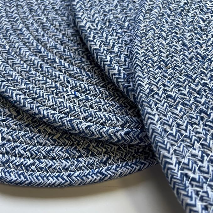 WAZAIGUR Round Placemats Washable Thick Cotton Absorbent 13 inch Round Table Mats for Kitchen Dining Table Set of 4 Round Woven Fabric Indoor/Outdoor Place Mats (Blue and White, 4)