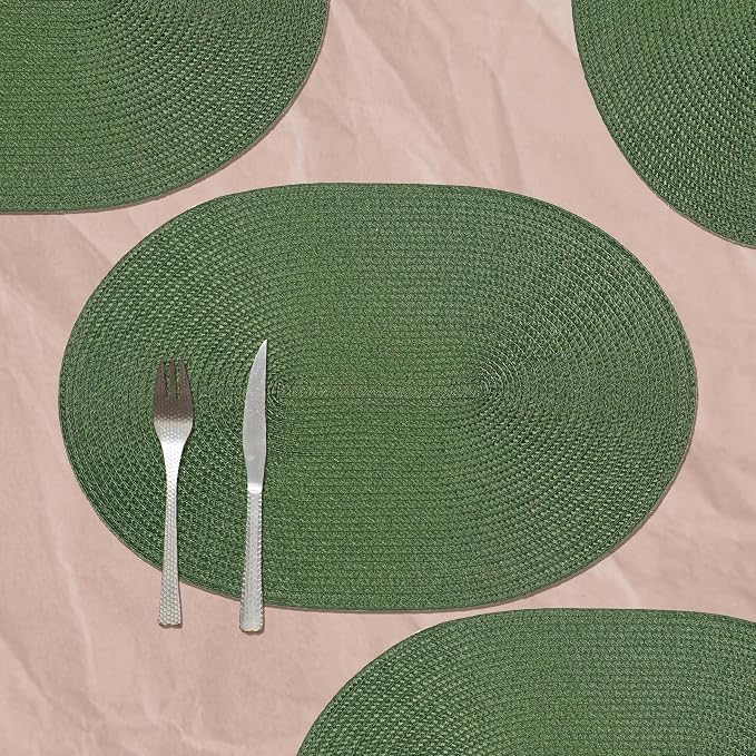 AHHFSMEI Placemats Set of 4 for Dining Table Washable Woven Non-Slip 18x12 inches Placemat Heat-Resistant Durable Table Mats for Dining Table Easy to Clean (Oval Green, 4)