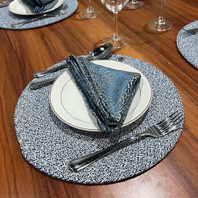 WAZAIGUR Round Placemats Washable Thick Cotton Absorbent 13 inch Round Table Mats for Kitchen Dining Table Set of 4 Round Woven Fabric Indoor/Outdoor Place Mats (Blue and White, 4)