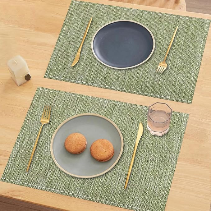 Niviy Green Placemats Set of 6, 12x18 Inch Washable Easy to Clean Heat-Resistant Anti-Skid Sage Green Placemats for Holiday Party Kitchen Dining Room Decoration